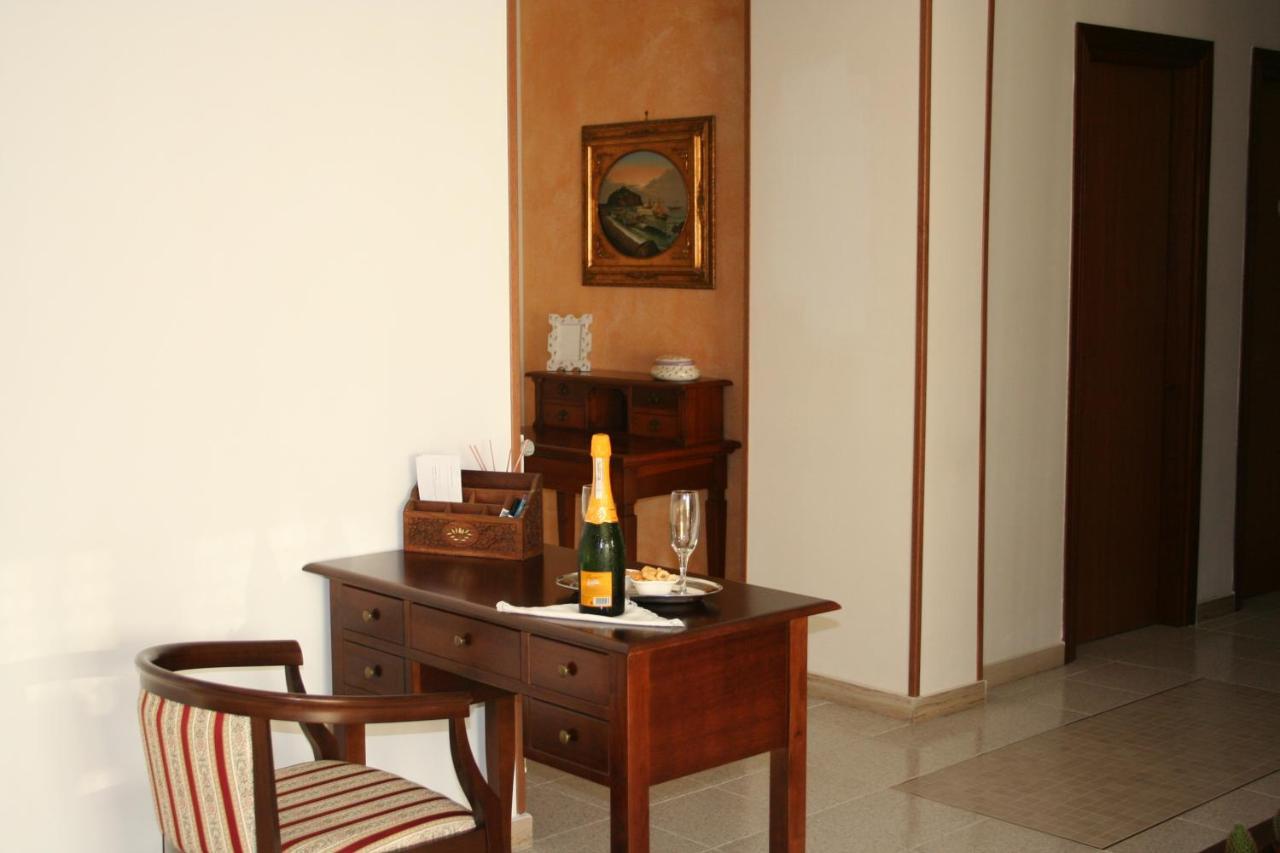 Costa D'Amalfi E Cilento Bed & Breakfast ปอนเตกัญญาโน ภายนอก รูปภาพ